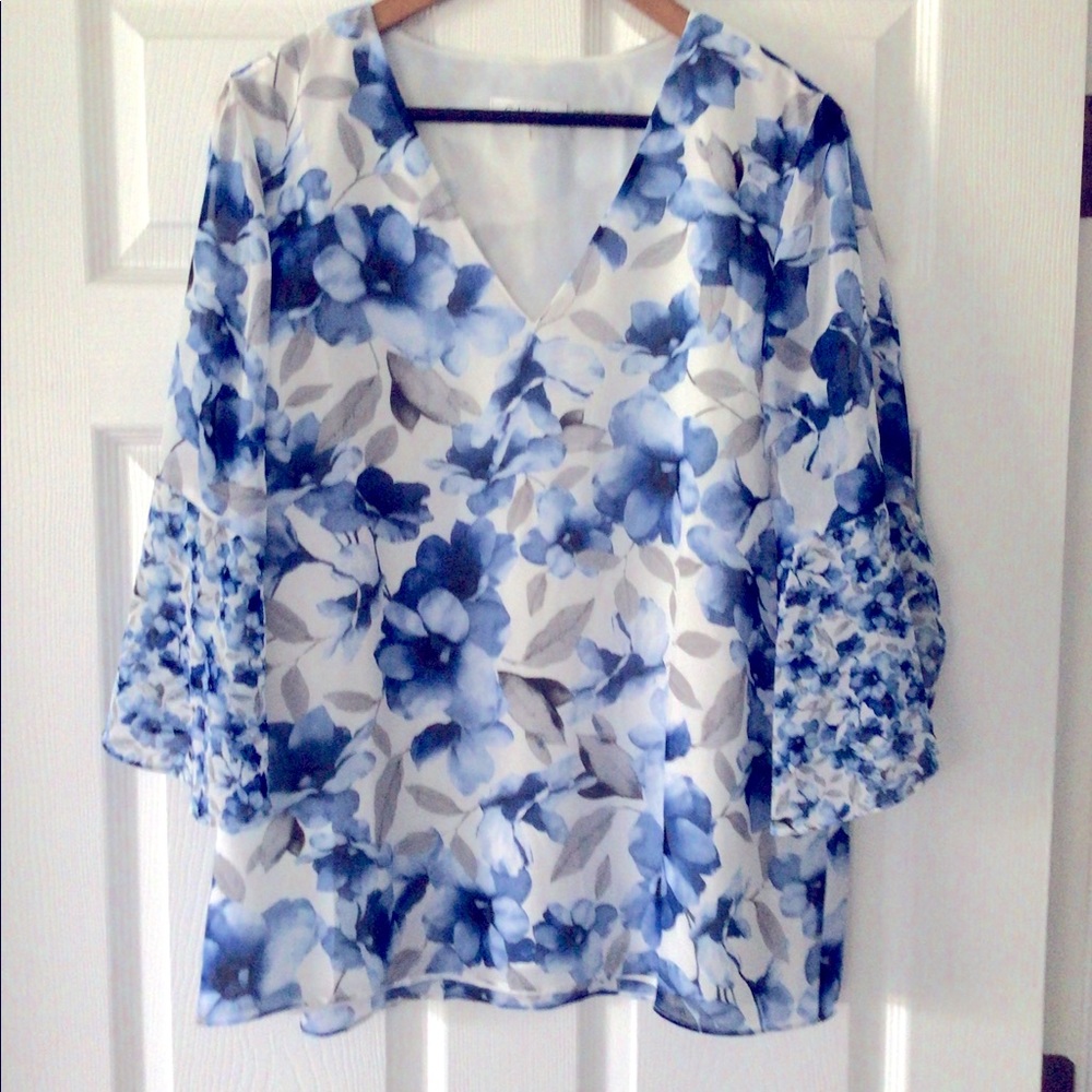 Calvin Klein lined blouse Large
